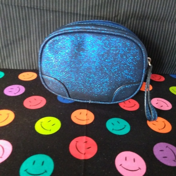 Sofia Vergara wristlet - Picture 2 of 4